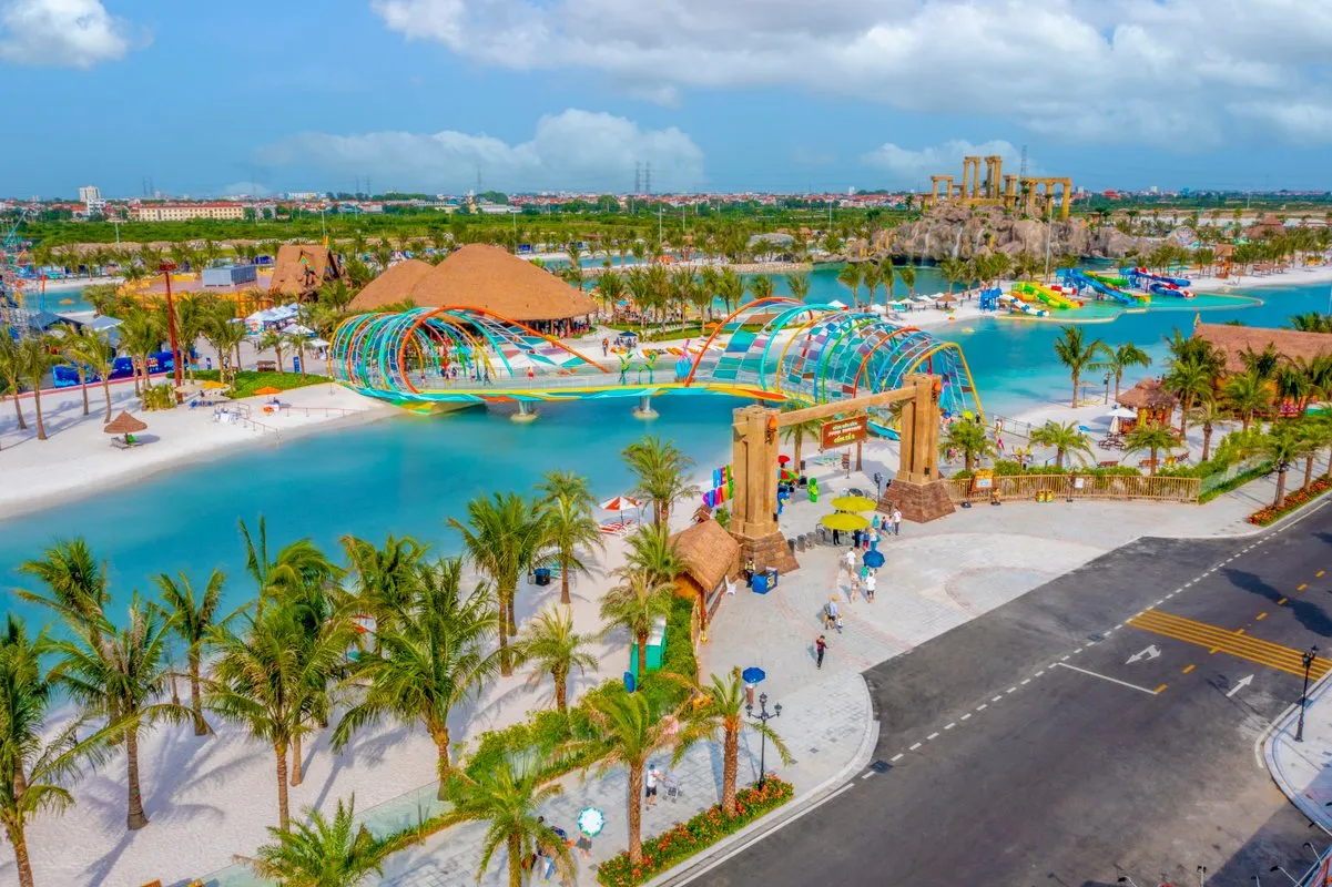 Hồ tạo sóng Royal Wave Park